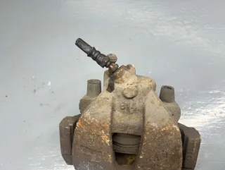 BPYK-33-61XA Суппорт тормозной передний правый Mazda 3 BK Арт 74817380, вид 2