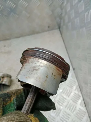 Z6 Поршень Mazda 3 BK 1.6л Арт 24578643, вид 2