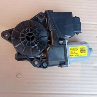 82460C5220 Моторчик стеклоподъемника передний правый Kia Sorento 3 restailing Арт 75145232, вид 1
