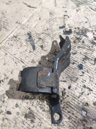  Кронштейн топливного фильтра Volkswagen Passat B5 1.9л Арт 75248224, вид 2