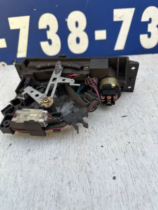  Блок управления печки / климат-контроля Mazda 121 2 Арт 75393717, вид 3