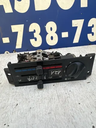  Блок управления печки / климат-контроля Mazda 121 2 Арт 75393717, вид 1