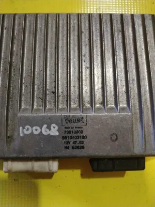 73810802,9610493180 Блок управления пневмоподвеской Citroen Xantia Арт 116-1, вид 1