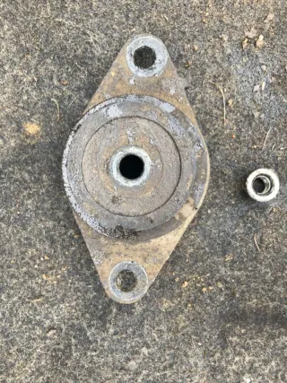  Подушка крепления кпп Renault Laguna 1 2.0л Арт 75447890, вид 1