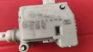 4B9862153,3B0959781 Замок лючка бензобака Audi A6 C5 (S6,RS6) Арт 75607109, вид 2