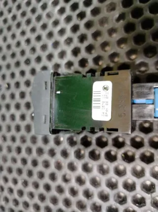 04 0578 10 Кнопка корректора фар Mazda 3 BK Арт 75686845, вид 3