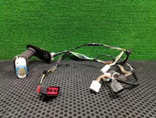 BP4M67200D 50415 00281 Проводка двери передней правой Mazda 3 BK Арт 75809546, вид 1