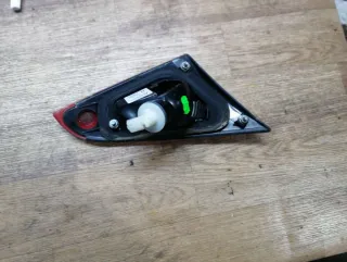  Фонарь крышки багажника правый Mitsubishi Colt 6 Арт 75842109, вид 2