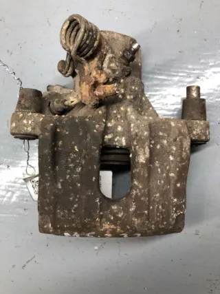 1365653 Суппорт тормозной задний левый Mazda 3 BK Арт 76166788, вид 1