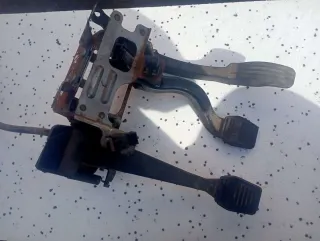  Педальный узел Mazda 121 3 Арт 76556152, вид 1