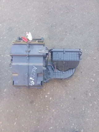  Корпус печки Mazda 121 3 Арт 76570784, вид 1