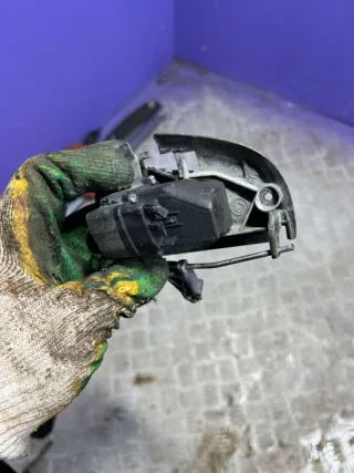 2028110741 Крепление зеркала наружного левого Mercedes E W210 Арт 77751564, вид 3