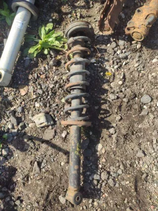  Стойка амортизатора задняя Volkswagen Polo 3 Арт 77802520, вид 1