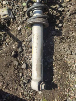 1093646 Стойка амортизатора задняя BMW 5 E39 Арт 77802521, вид 2