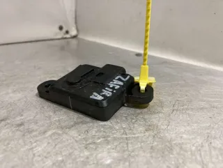 GM09133263 Датчик удара Opel Zafira A Арт 3121782709, вид 2