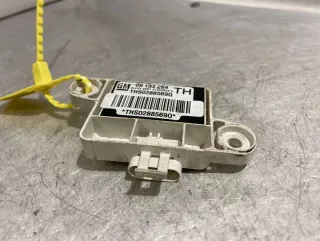 GM09133264 Датчик удара Opel Zafira A Арт 3121782710, вид 3