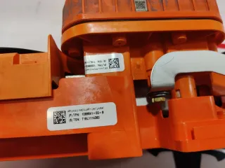 104813700A,1065894-00-C,1067266-00-A,1099841-00-B контактор высоковольтной батареи Tesla model X Арт 99449710, вид 2