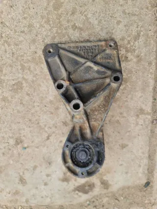 074145189 Кронштейн вискомуфты Volkswagen LT 2 2.5л TDI Арт 80420420, вид 1