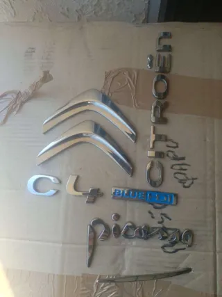  Эмблема Citroen C4 Picasso 2 Арт 80463410, вид 1