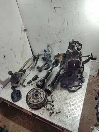 EBU,DMU,DMX КПП механическая (МКПП) 5-ступенчатая Audi A6 C5 (S6,RS6) 1.8л Арт 80484944, вид 1