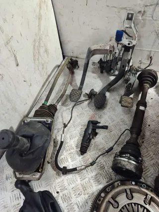 EBU,DMU,DMX КПП механическая (МКПП) 5-ступенчатая Audi A6 C5 (S6,RS6) 1.8л Арт 80484944, вид 6