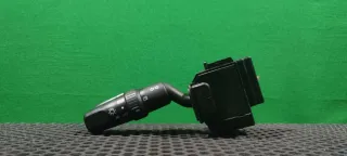 17D682 Переключатель поворотов Mazda 3 BK Арт 80628581, вид 1