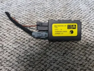  Усилитель антенны Citroen C4 Grand Picasso 2 Арт 80629447, вид 1