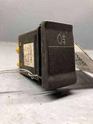 893941563 Кнопка противотуманных фар Audi 100 C4 Арт 80455466, вид 1