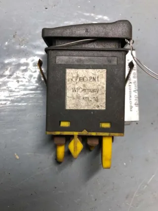 893941563 Кнопка противотуманных фар Audi 100 C4 Арт 80455466, вид 3