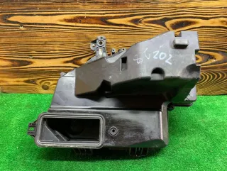  Крышка блока предохранителей Audi A6 C6 (S6,RS6) Арт 80856258, вид 2