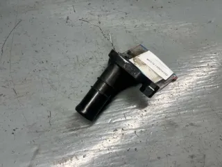 ZJ01-15-172 Фланец (тройник) системы охлаждения Mazda 3 BK Арт 80858392, вид 1