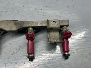 Z601-13-150A,BP4W-13-250 Топливная рампа  Mazda 3 BK 1.6л i 16V Арт 80867819, вид 2