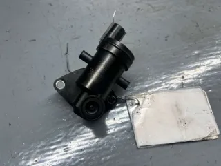 ZJ01-20-130B Клапан фазорегулятора Mazda 3 BK Арт 80868329, вид 2