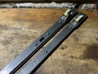  Направляющая задней распашной двери Mercedes Vaneo Арт 81244062, вид 2