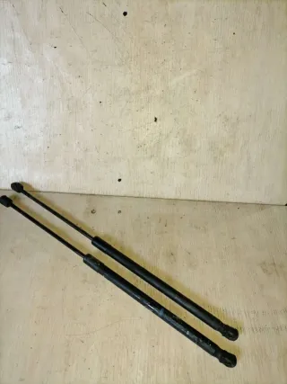 8218TQ 0390N 201,04BG 14 Амортизатор багажника Mazda 3 BK Арт 81255610, вид 1