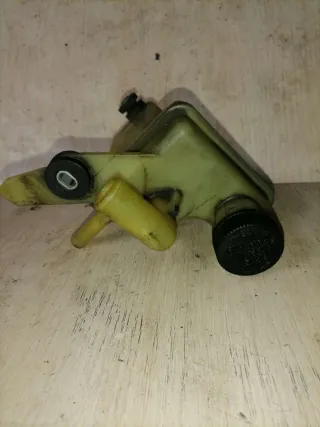 04J220 Бачок ГУР Mazda 3 BK Арт 81256049, вид 2