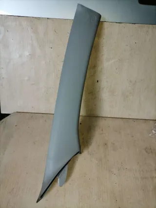 68161RH Обшивка стойки передней правой (накладка) Mazda 3 BK Арт 81256505, вид 1