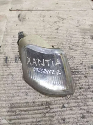  Поворотник правый Citroen Xantia Арт 81274541, вид 1