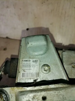 0390241 73104-06-045,4 M51-17508-AA, BP4K-67340,F00S2S2473 Щеткодержатели (поводок стеклоочистителя, дворник) Mazda 3 BK Арт 81280026, вид 3