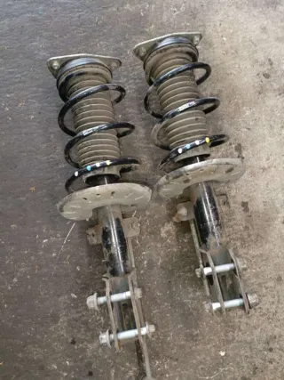 9823318680 Стойка амортизатора передняя Citroen C5 Aircross Арт 81282145, вид 1