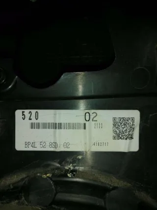 BP4N68520J02, BP4L528SD02 Обшивка двери задней правой (дверная карта) Mazda 3 BK Арт 81443266, вид 3