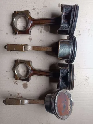 LFY511010 Поршень Mazda 3 BK 2.0л Арт 81588107, вид 1