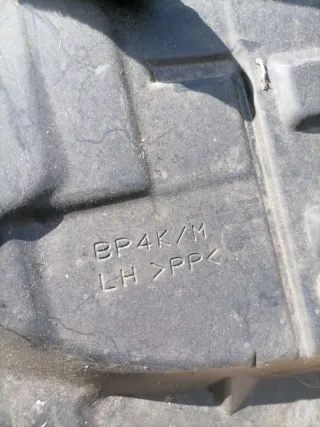  Защита арок передняя левая (подкрылок) Mazda 3 BK Арт 81662442, вид 2