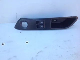 5801511735 Кнопка стеклоподъемника переднего левого Iveco Daily 6 Арт IVS00690, вид 1