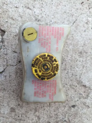 8E0611301G Бачок главного тормозного цилиндра Audi A4 B7 Арт 81981926, вид 1