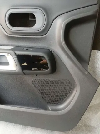  Обшивка двери передней левой (дверная карта) Citroen C5 Aircross Арт 81981963, вид 7