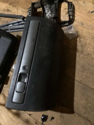  Бардачок Citroen Xantia Арт 81982337, вид 1