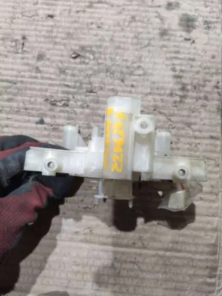  Кронштейн подрулевых переключателей Mazda 6 1 Арт 81988083, вид 4