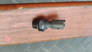 963299,0500 Датчик давления масла АКПП Peugeot 406 2.0л Арт 82005759, вид 1