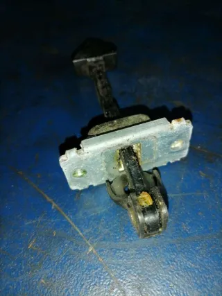  Ограничитель открывания двери задней Mazda 3 BK Арт 82006056, вид 2